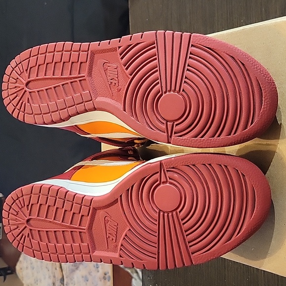 Nike Dunk High Rare "Varsity Red Orange Blaze" (2007) Mens 7.5 Womens 9 EUC - Picture 9 of 10